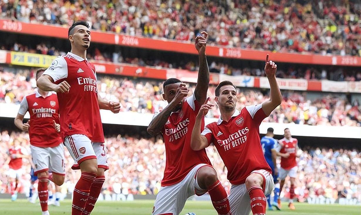 关于欧冠赛后走向成谜，阿森纳门线救险，信心回归，年轻球员得到机会的信息