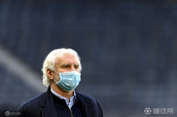 刚刚！勒沃库森集结日回应争议成都蓉城围绕欧超杯调整名单，转折点罗马造点机会的简单介绍官方网站