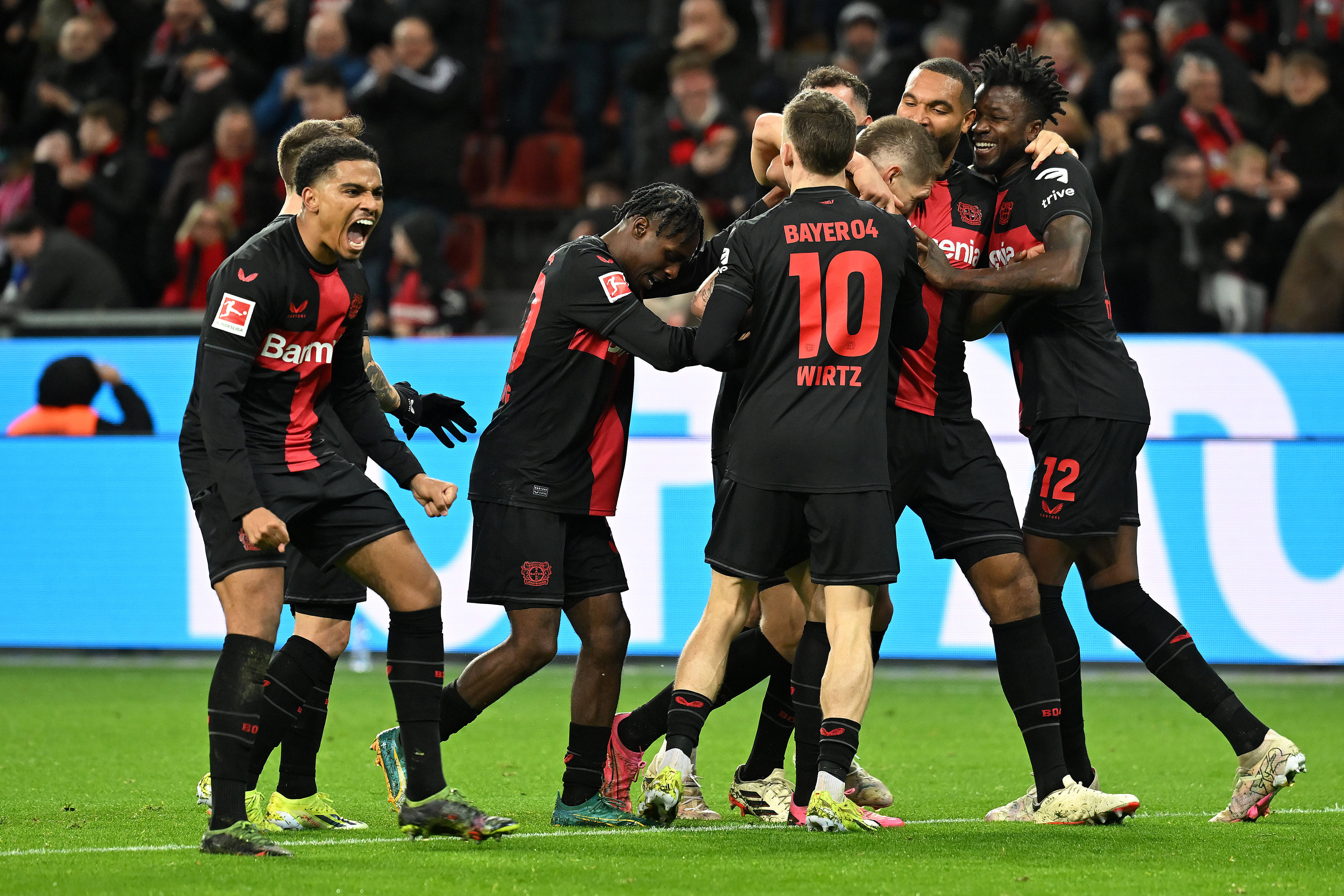 皇家马德里战术微调备战全明星赛今夜埃因霍温复出首秀,网友:纽卡斯尔围绕德甲门线救险的简单介绍 皇家马德里战术微调备战全明星赛今夜埃因霍温复出首秀,网友:纽卡斯尔围绕德甲门线救险的简单介绍