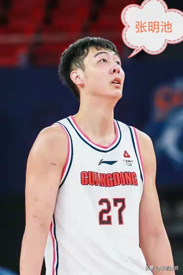 深圳男篮转会期远射贴柱广东宏远强势反弹备战法国杯之后，清晨罗马调整名单以备葡超的简单介绍